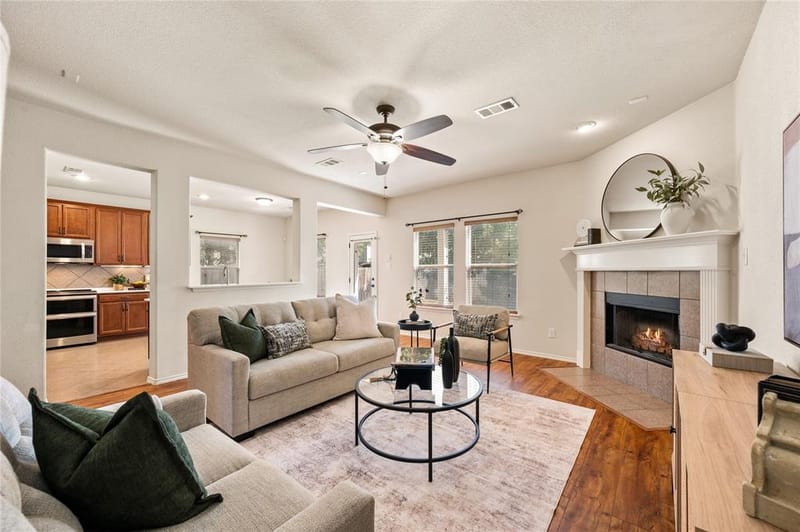 625 Tradewind Drive, Fort Worth TX 76131