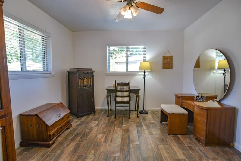 1207 Lynnwood Drive, Cleburne TX 76033 - Photo 30