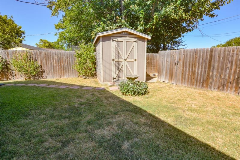 1207 Lynnwood Drive, Cleburne TX 76033 - Photo 39