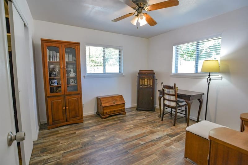 1207 Lynnwood Drive, Cleburne TX 76033 - Photo 29