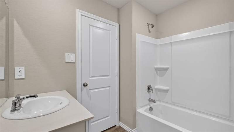 10800 BLOODSTONE Drive, Fort Worth TX 76036 - Photo 28