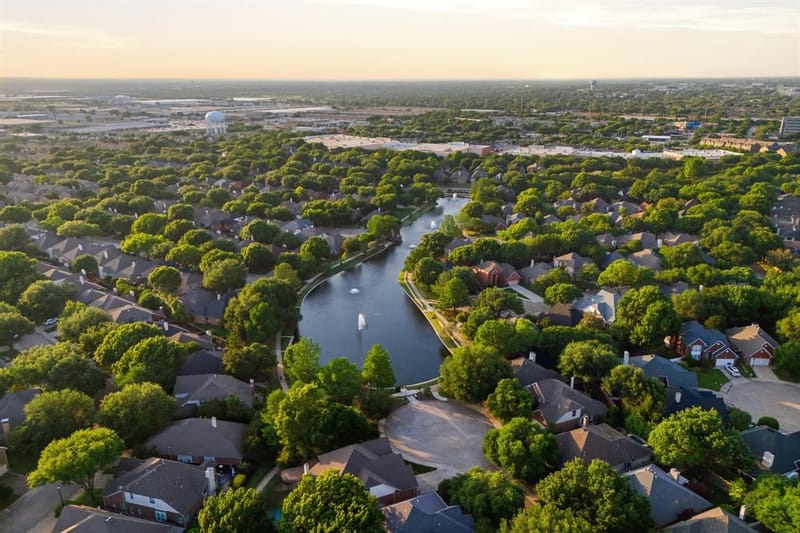 4040 Rive Lane, Addison TX 75001 - Photo 36