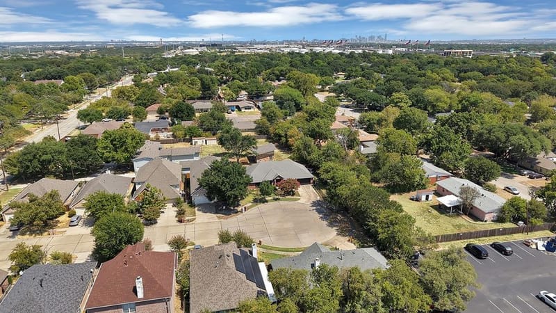 2716 Rochelle Point, Irving TX 75062 - Photo 36