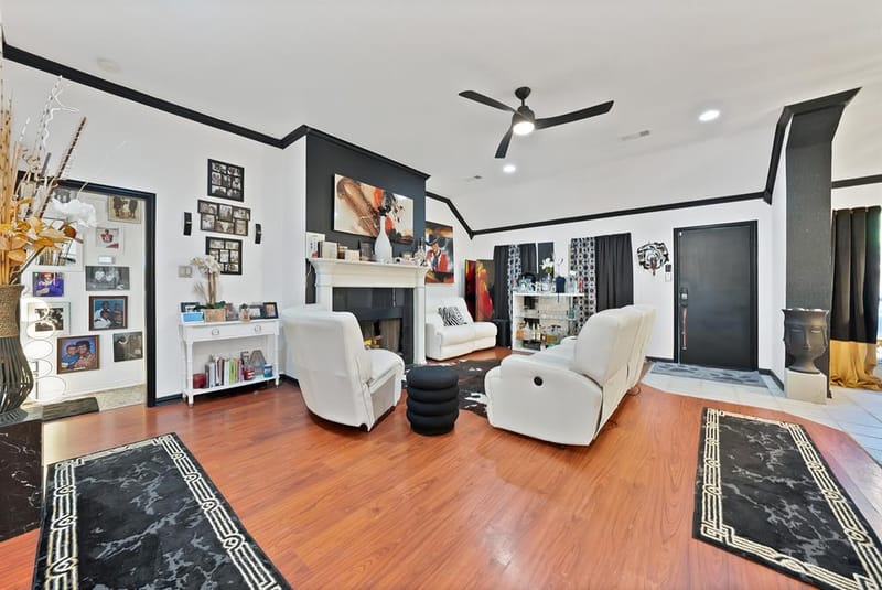 2716 Rochelle Point, Irving TX 75062 - Photo 8