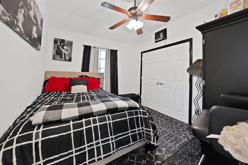 2716 Rochelle Point, Irving TX 75062 - Photo 21