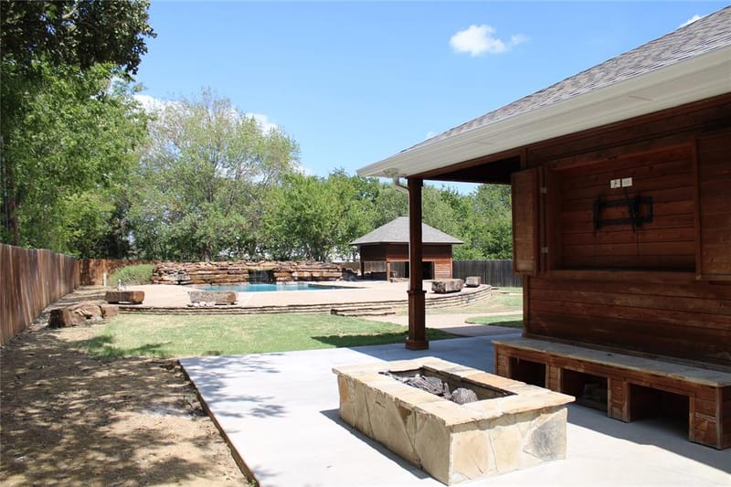 1601 VILLAGE Trail, Keller TX 76248 - Photo 16