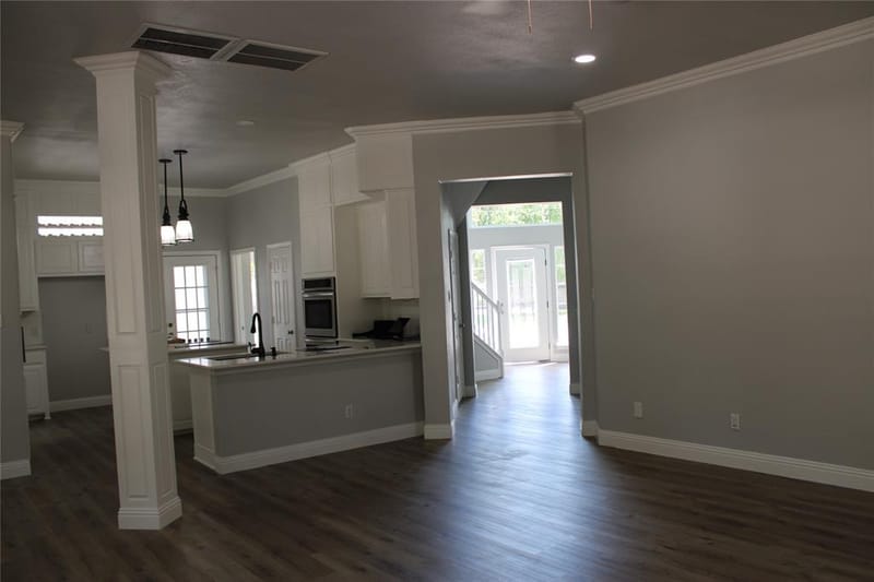 1601 VILLAGE Trail, Keller TX 76248 - Photo 8