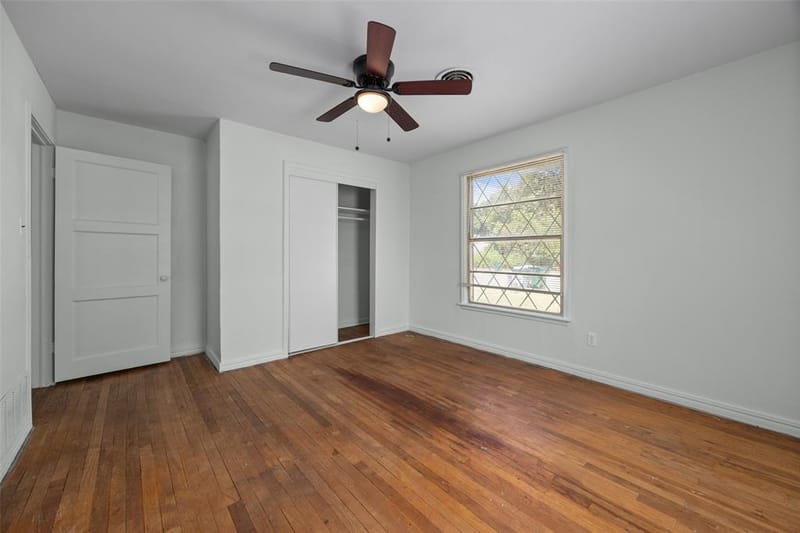 4406 Wayne Court S, Haltom City TX 76117 - Photo 12