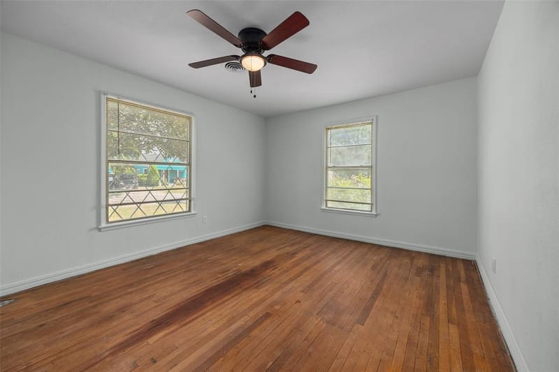 4406 Wayne Court S, Haltom City TX 76117 - Photo 11