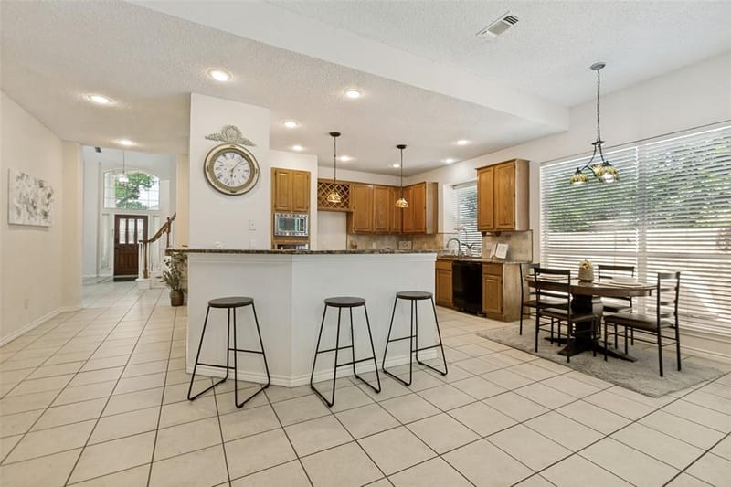 1812 Pantigo Drive, Plano TX 75075 - Photo 9