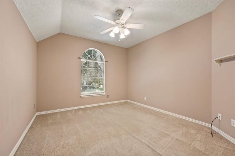 6605 Fox Glen Drive, Arlington TX 76001 - Photo 33