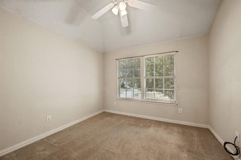 6605 Fox Glen Drive, Arlington TX 76001 - Photo 35