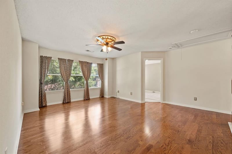 6605 Fox Glen Drive, Arlington TX 76001 - Photo 25