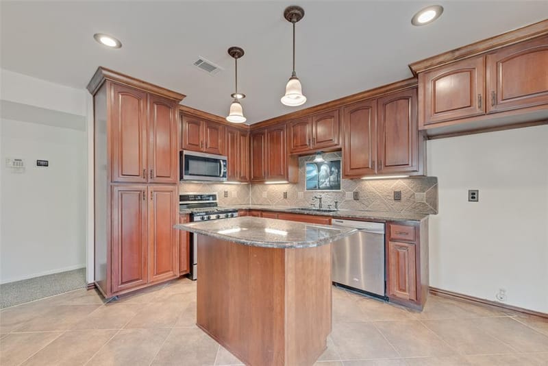4612 Gleneagle Street, Mesquite TX 75150 - Photo 8