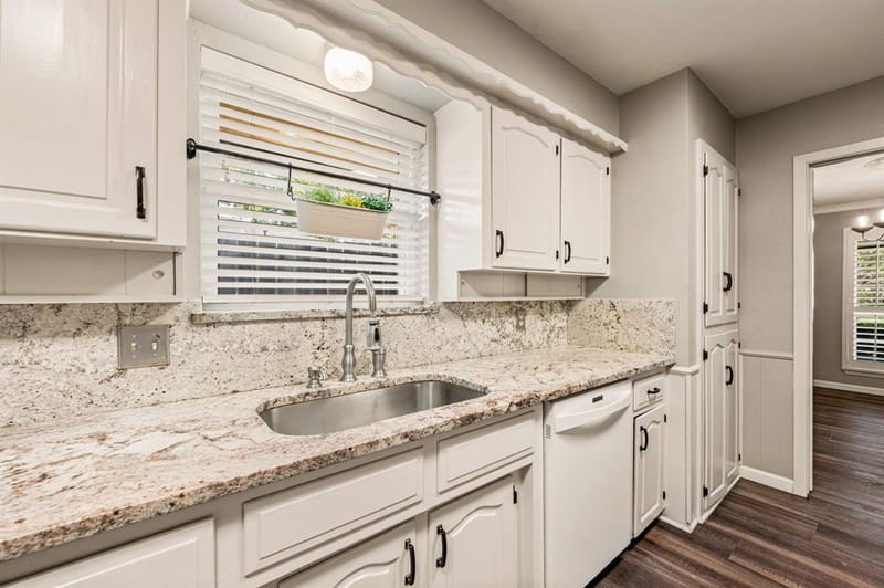 1608 Delta Drive, Arlington TX 76012 - Photo 12