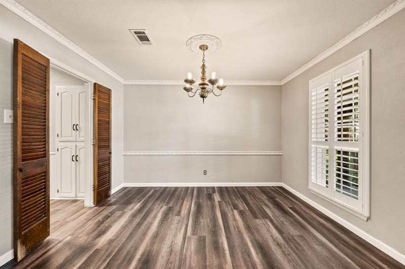 1608 Delta Drive, Arlington TX 76012 - Photo 9