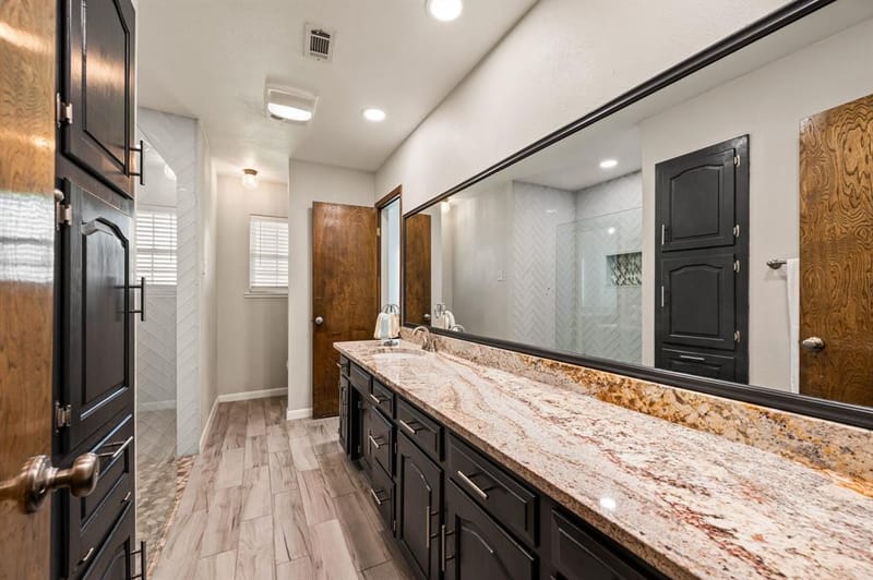 1608 Delta Drive, Arlington TX 76012 - Photo 30