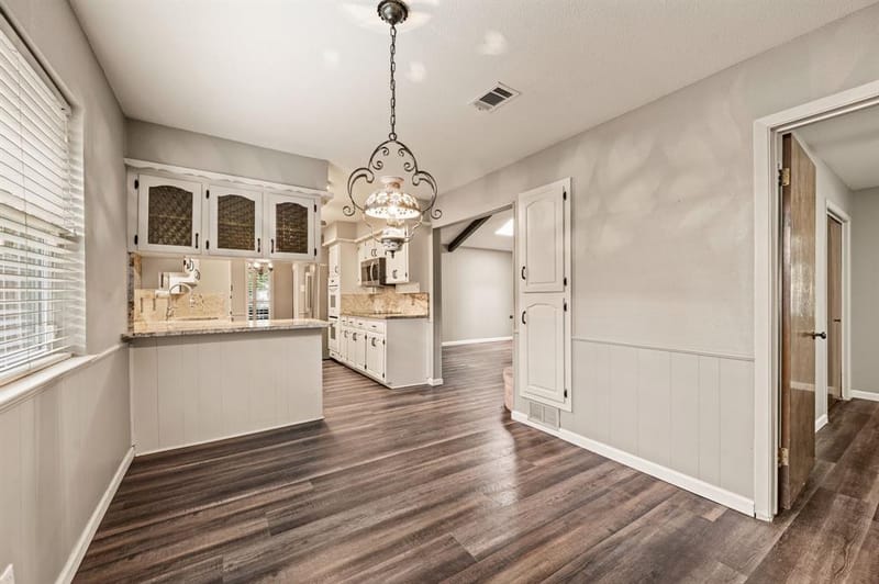 1608 Delta Drive, Arlington TX 76012 - Photo 15