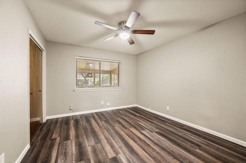 1608 Delta Drive, Arlington TX 76012 - Photo 31