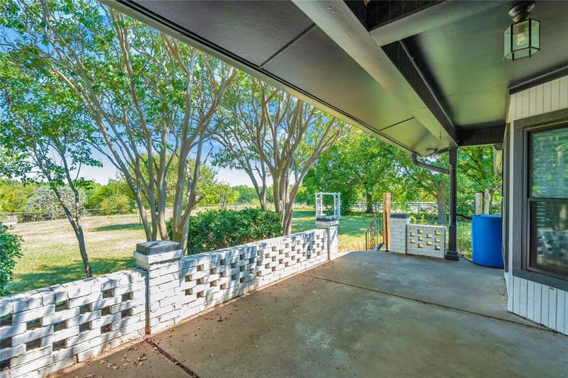 3007 County Road 805b, Cleburne TX 76031 - Photo 2