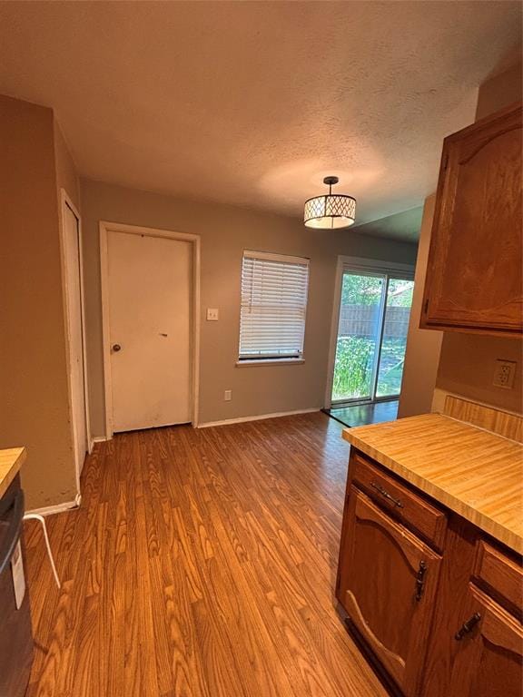 7402 Red Osier Road, Dallas TX 75249 - Photo 6