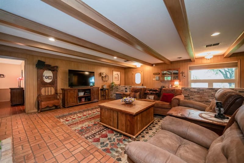 1413 S Main Street S, Lindale TX 75771 - Photo 6