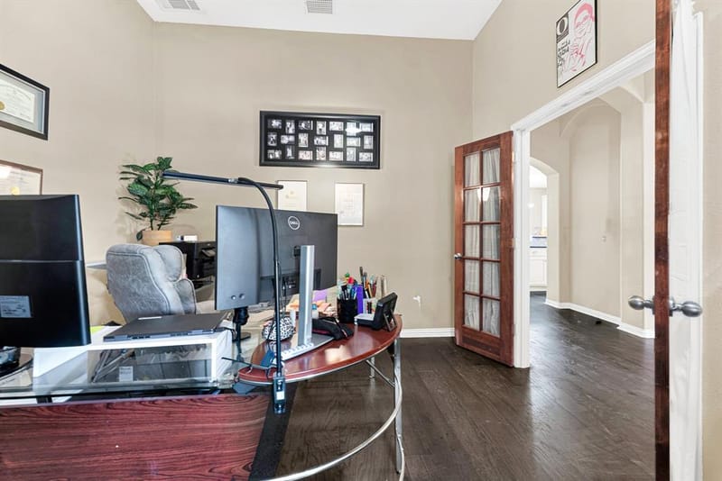 8120 Holliday Road, Lantana TX 76226 - Photo 7