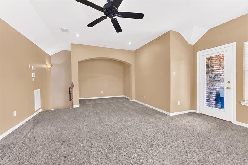 8120 Holliday Road, Lantana TX 76226 - Photo 15