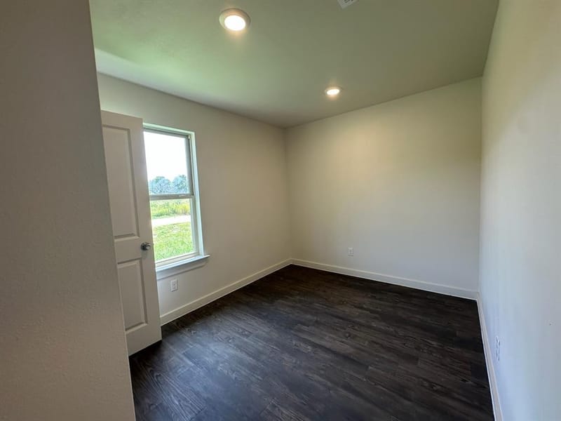 124 Bridlewood Lane, Runaway Bay TX 76426 - Photo 6