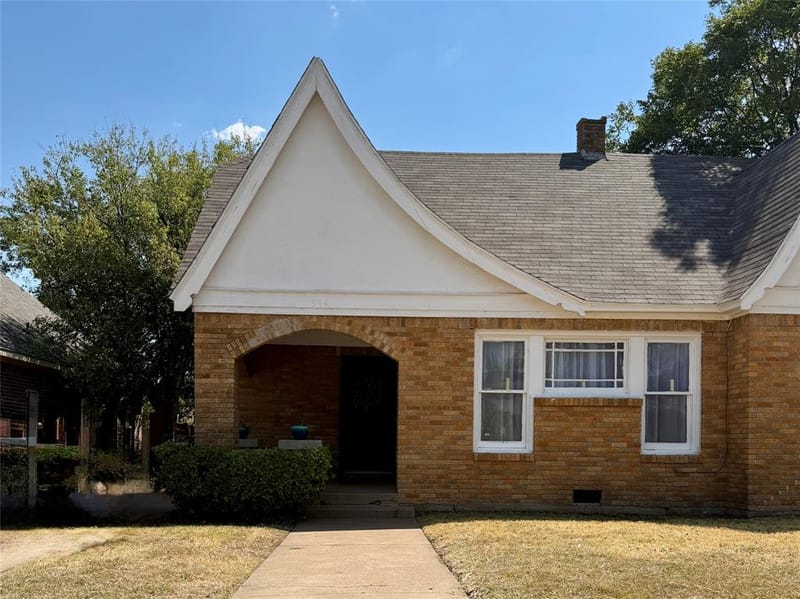 944 Marion Avenue, Fort Worth TX 76104