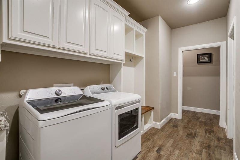 8032 County Road 1006, Godley TX 76044 - Photo 20