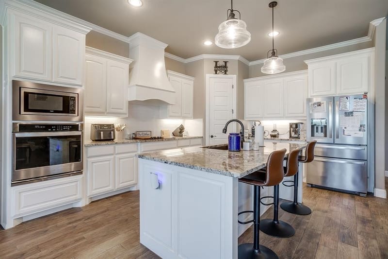 8032 County Road 1006, Godley TX 76044 - Photo 11