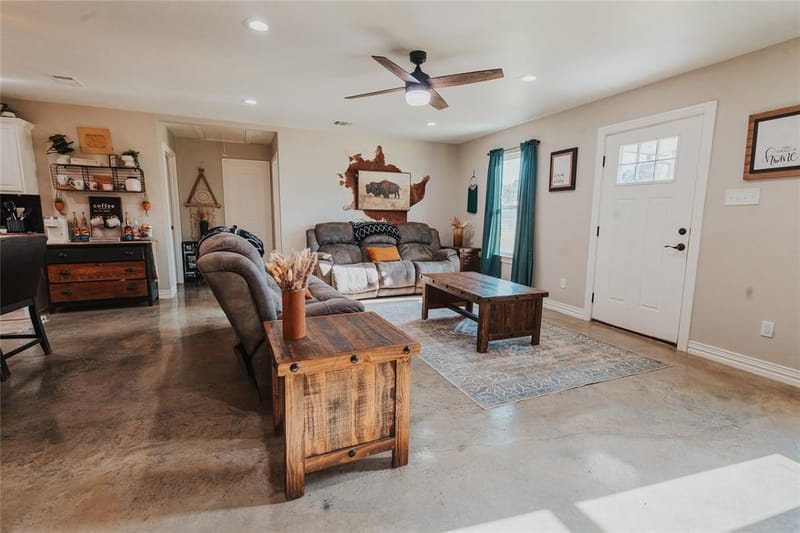 254 Hcr 1450 N, Covington TX 76636 - Photo 6