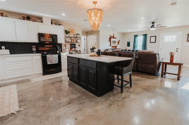 254 Hcr 1450 N, Covington TX 76636 - Photo 12