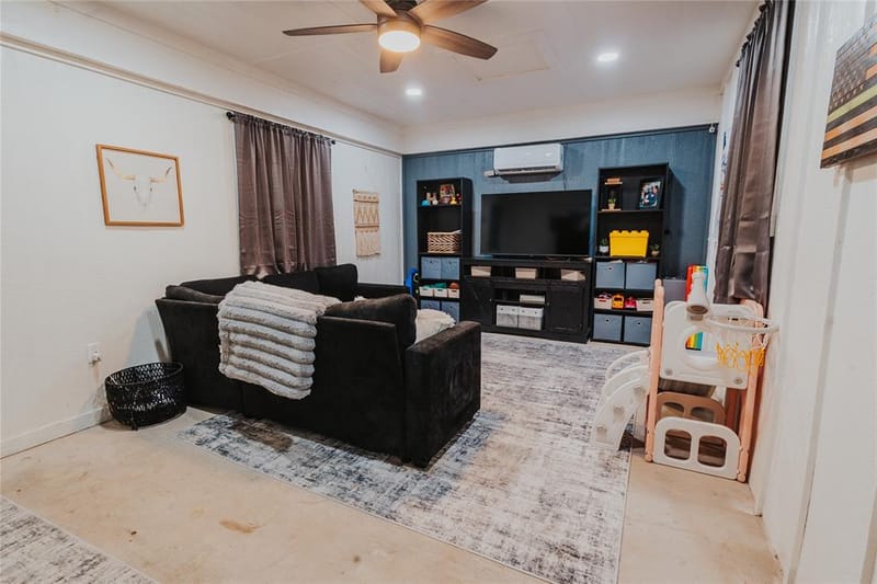 254 Hcr 1450 N, Covington TX 76636 - Photo 24