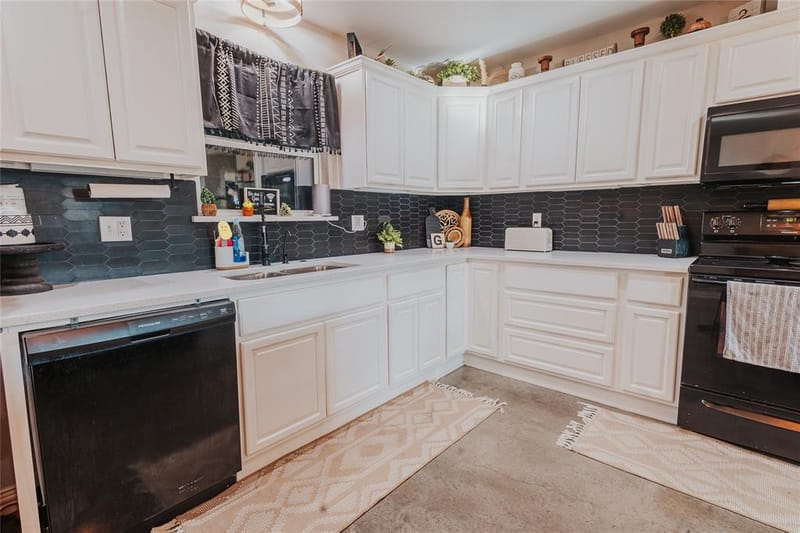 254 Hcr 1450 N, Covington TX 76636 - Photo 10