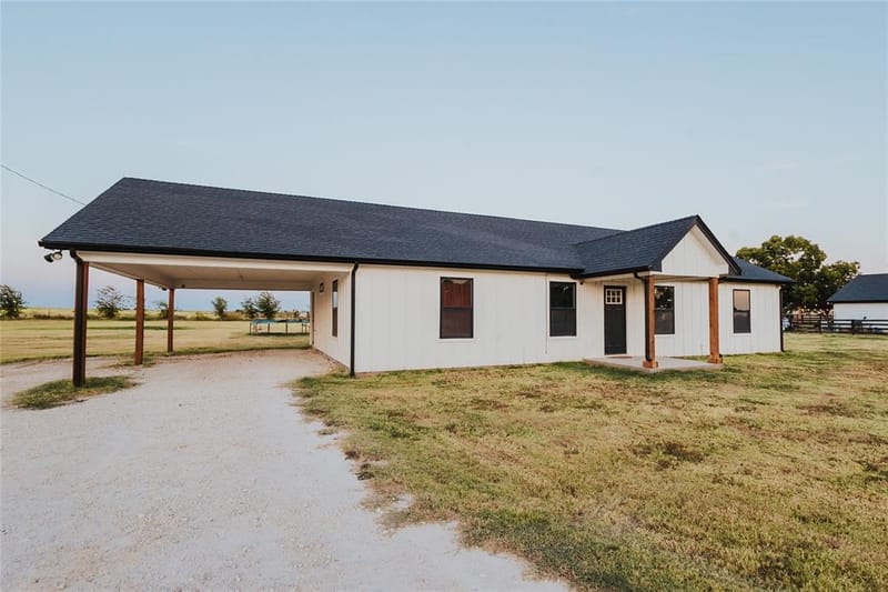 254 Hcr 1450 N, Covington TX 76636 - Photo 25