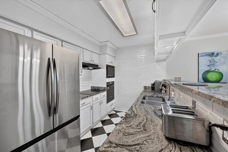 7510 Holly Hill Drive # 124, Dallas TX 75231 - Photo 7