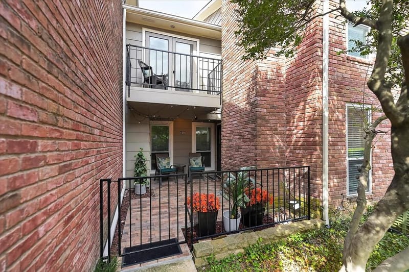 7510 Holly Hill Drive # 124, Dallas TX 75231