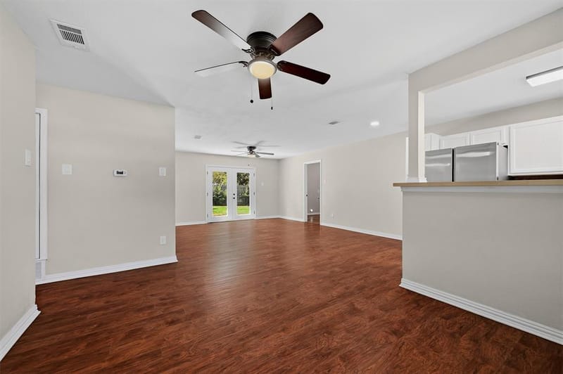 402 Kansas Street, Sherman TX 75090 - Photo 6