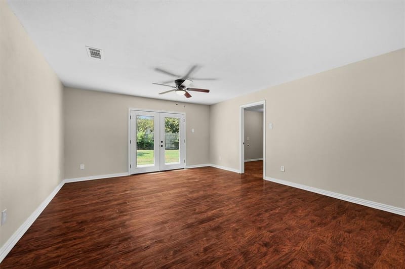 402 Kansas Street, Sherman TX 75090 - Photo 9