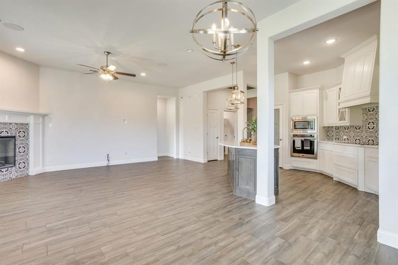 1209 Rushmore Drive, Burleson TX 76028 - Photo 14