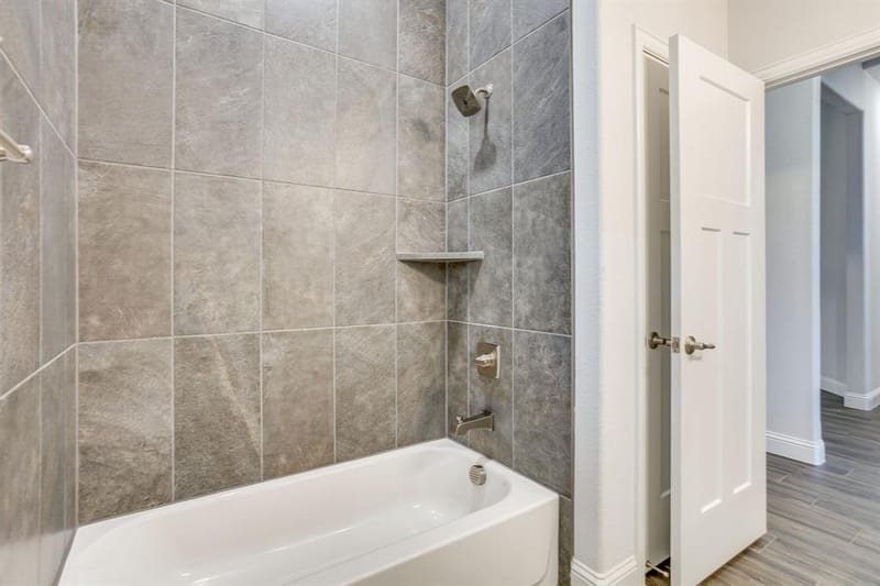 1209 Rushmore Drive, Burleson TX 76028 - Photo 25