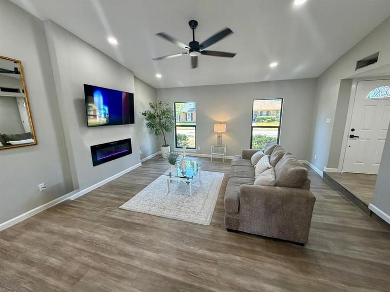 1810 Sandra Lane, Grand Prairie TX 75052 - Photo 5