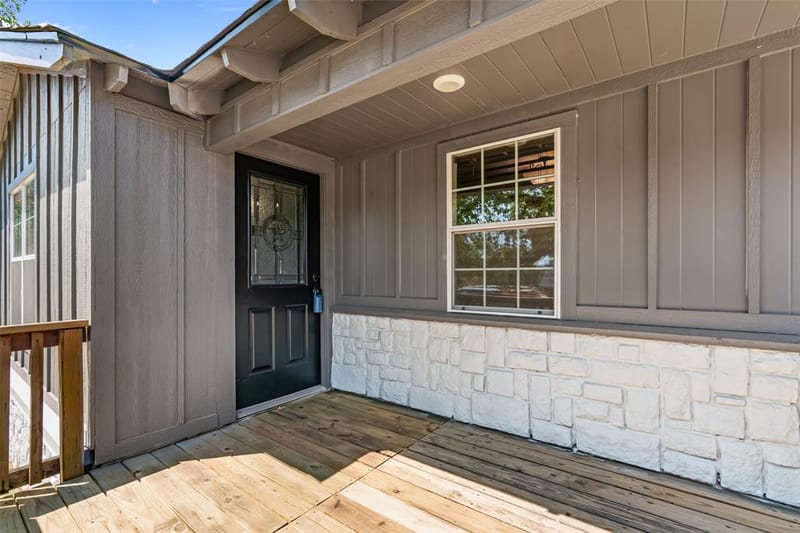 417 N Birch Street, Springtown TX 76082 - Photo 6