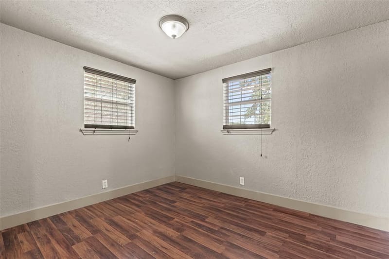 417 N Birch Street, Springtown TX 76082 - Photo 26