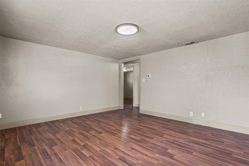 417 N Birch Street, Springtown TX 76082 - Photo 9