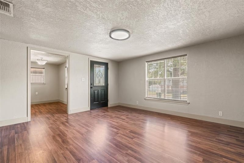 417 N Birch Street, Springtown TX 76082 - Photo 11