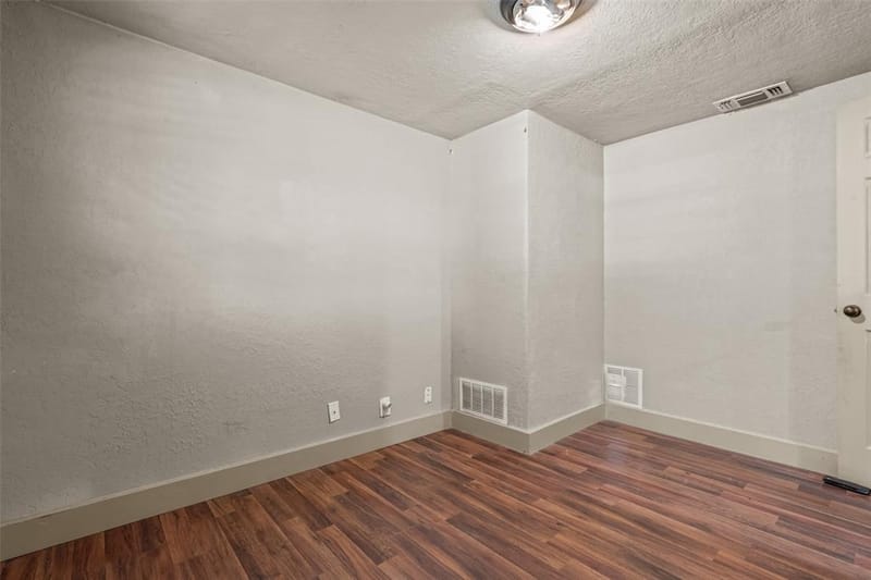 417 N Birch Street, Springtown TX 76082 - Photo 25