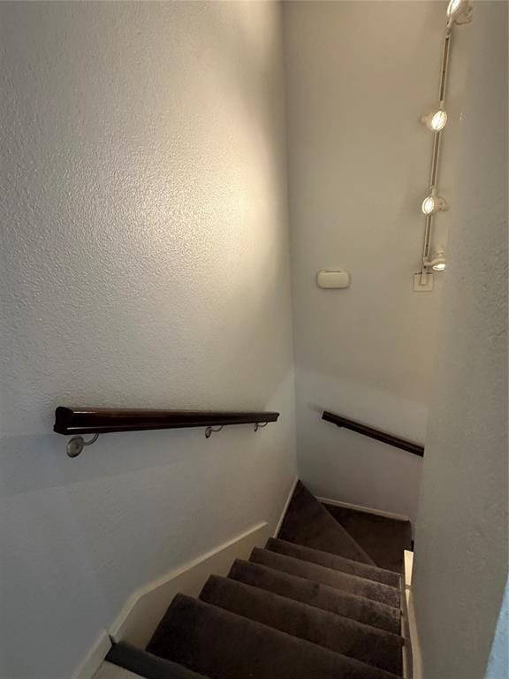 5740 Martel Avenue # B15, Dallas TX 75206 - Photo 27